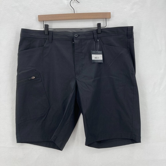 Eddie Bauer Rainier Shorts Mens 42 Black Stretch Nylon Outdoors Hiking Travel - Picture 1 of 14